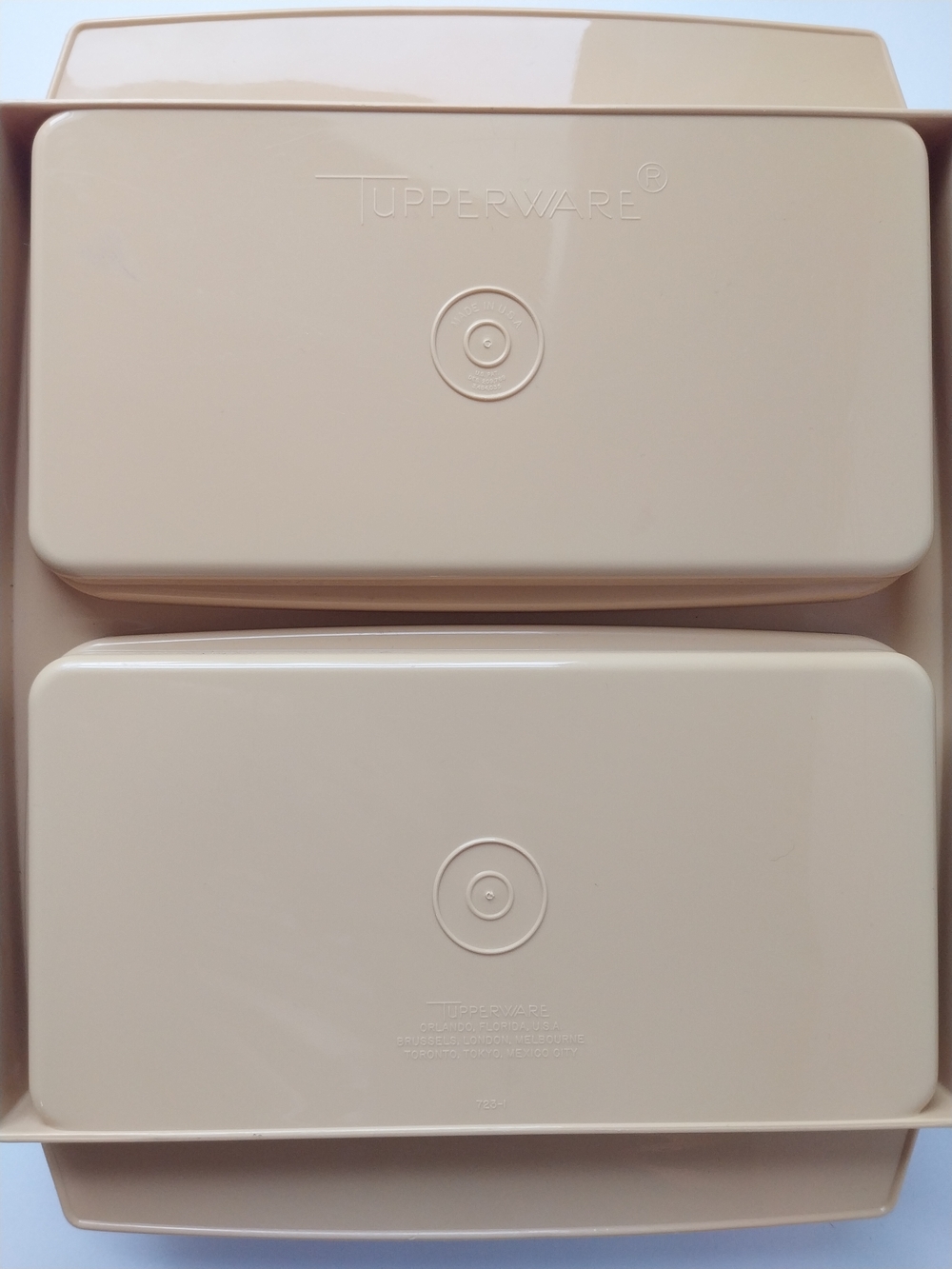 Tupperware Deviled Egg Container - Picture 3 of 5